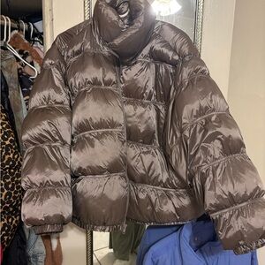 Wild fable bronze gold puffer